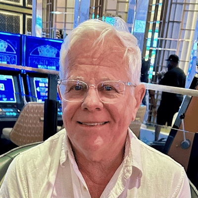 Photo of Tim Lott.