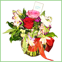 Image of flowers in vase - $35 bouquet